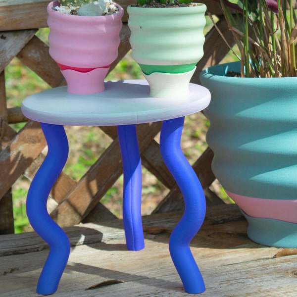 Blue Wavy Plant Stand - Maximalist Small 8" Stand Perfect for Displaying Plants, Cakes, and More - 3D Printed Aesthetic Apartment Décor