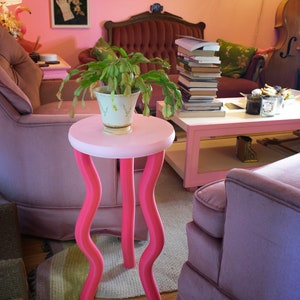 The Jelly Table Colorful Side Table Wavy Postmodern Funky Nightstand Maximalist Home Decor Fun Barbiecore Furniture Red & Pink image 5