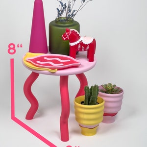 Red & Pink Small Plant Stand Maximalist Wavy 8 Stand Display Aesthetic Home Décor image 4