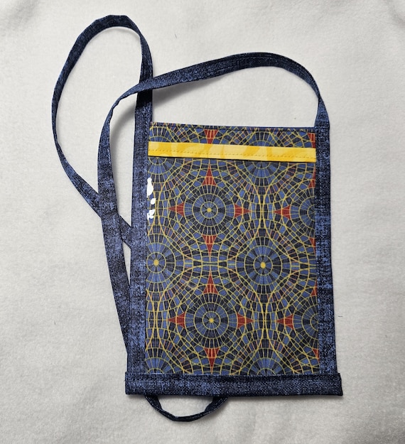 Dragon Con Badge Holder (Carpet Pattern)