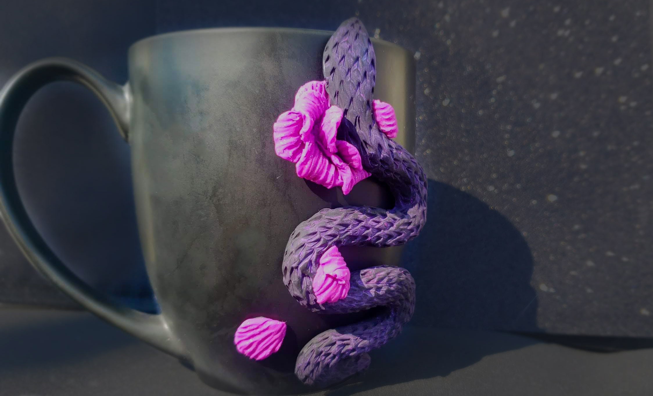 snake-in-a-skull-3d-mug-handmade-polymer-clay-present-for-him-her-wife
