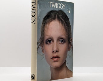 Twiggy, the Autobiography, First Edition 1975, Collectible Vintage Book