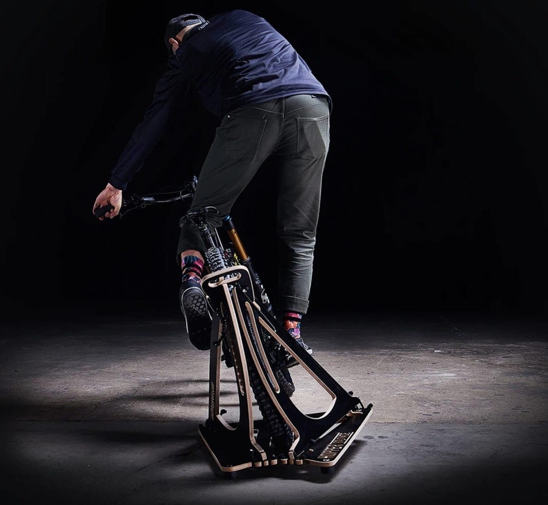 Manual Machine For Bikes Ninja MTB Hopper Balance Trainer - Manual