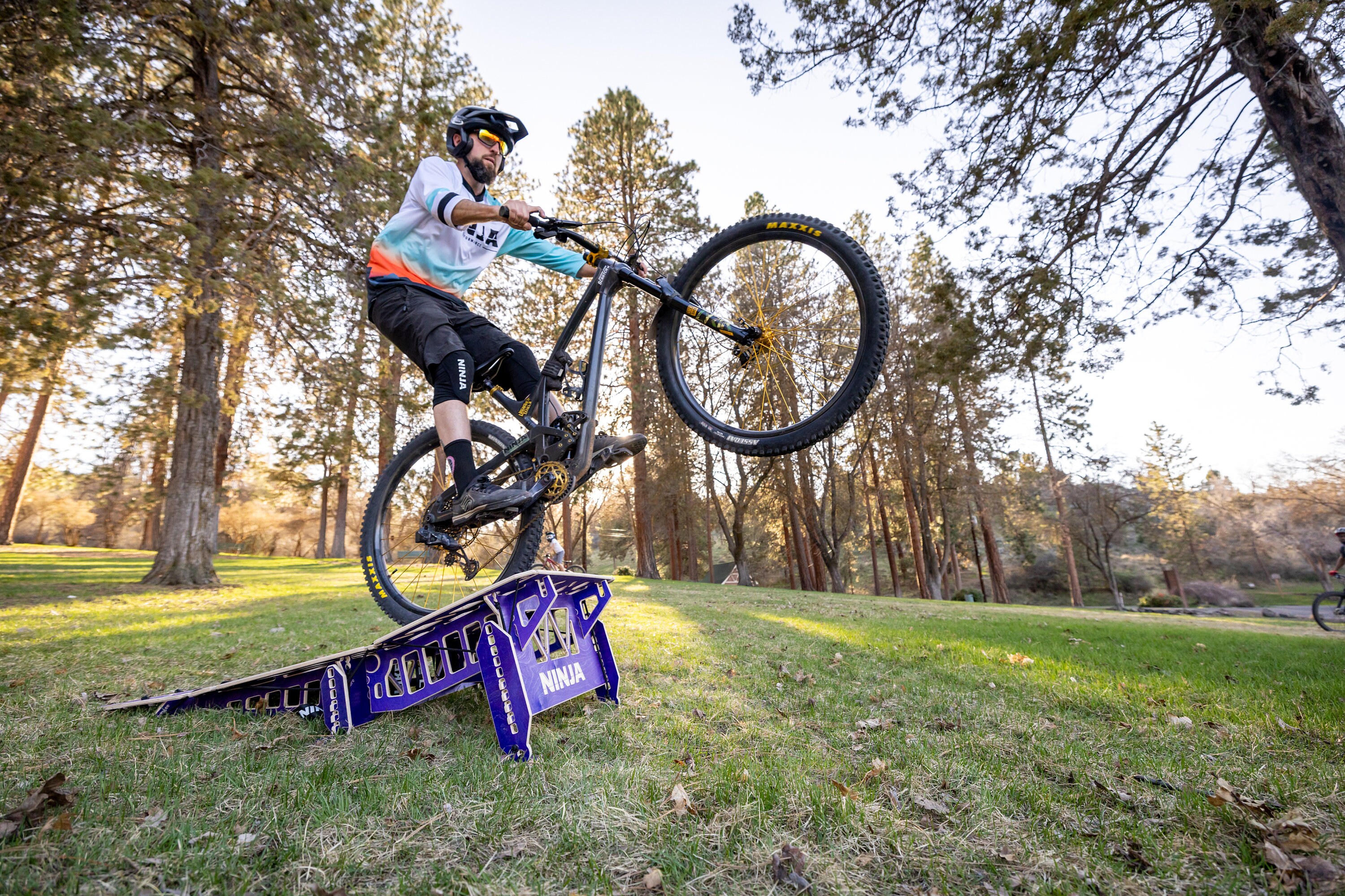 Mountain bike online tabletop jump