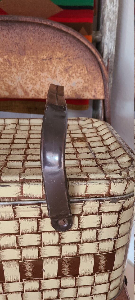 Vintage Tin Picnic Metal Picnic Basket Gem