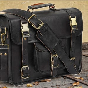 Men&#39;s Leather Messenger Bag