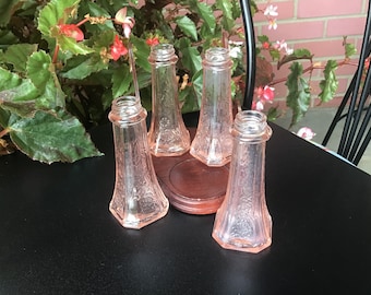 Vintage Pair Pink Depression Glass Salt & Pepper Shakers Mayfair Open Rose Anchor Hocking chip free. Only 1 set remains.