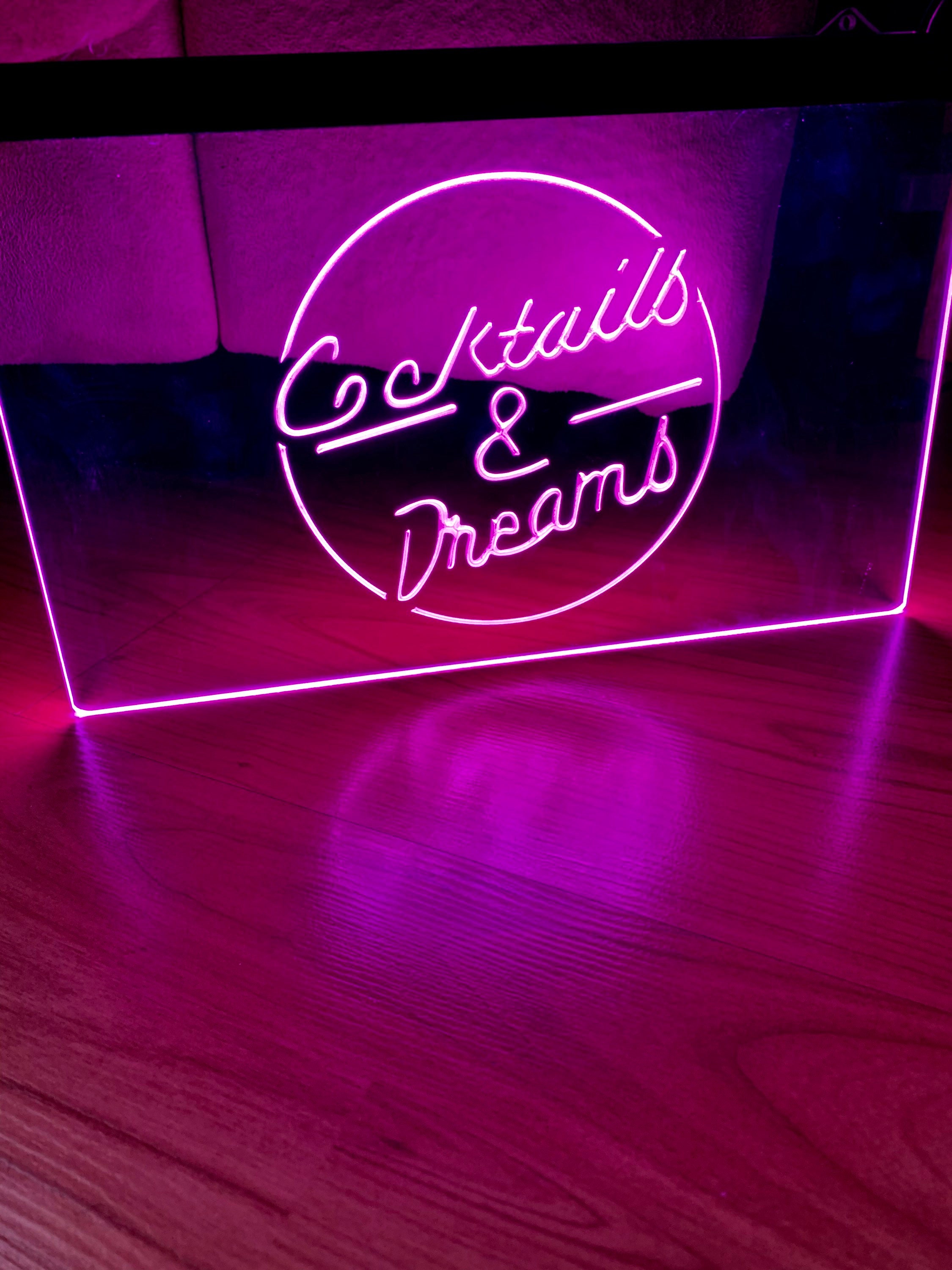 COCKTAILS AND DREAMS Neon LED Light Display Clock MULTICOLOUR Bar Wall Home Pink 