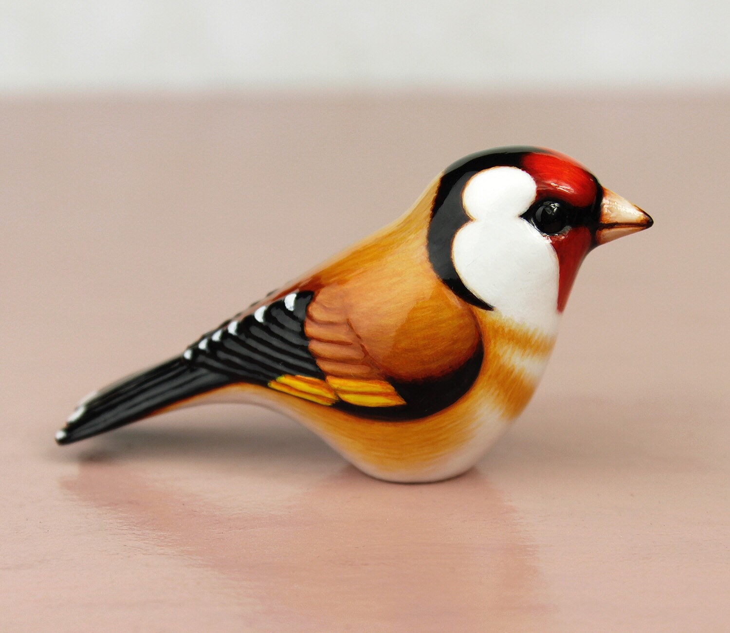 希少 ゴールドフィンチ 木の置物 オウゴンヒワ Goldfinch動物