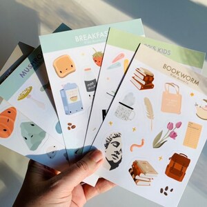 Paquete con descuento de 5 hojas de calcomanías // Grado B // Brillante, vinilo, resistente al agua, regalo de cumpleaños, idea de regalo para ella, colección, calcomanías lindas