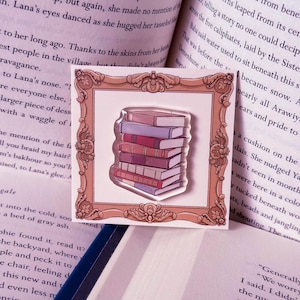 Acrylspeld Book Lover / Cadeauzakje, rugzakspeld, verjaardagscadeau, cadeau-idee, gunst, goodiebag, cadeaubon, illustratie, groothandel