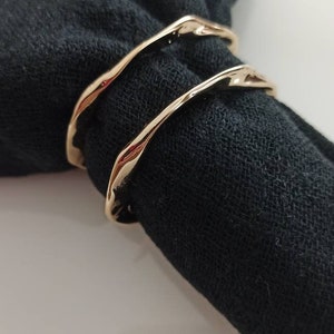 4 Gold Metal Napkin Rings, Wedding Table Decor, Gold Serviette Ring ...