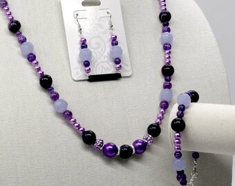 3 Piece set , bracelet, necklace and earrings. Amethyst stones with Pearl