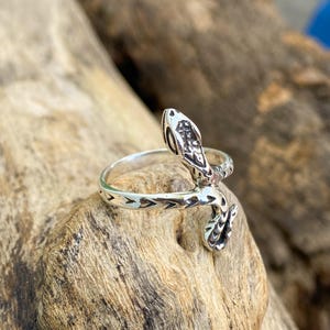 Vintage Snake Ring • 925 Sterling Silver Ring • Open Snake Ring • Spiral Ring • Animal Ring • Serpent Ring • Gift for her
