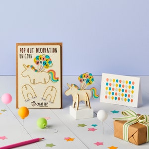 Pop Out Unicorn Birthday Card: 3D Rainbow Decoration