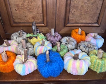 Mini Crochet Pumpkin || Mystery Box