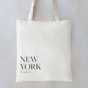 New York Wedding Tote Bag: Minimalist Party Favor