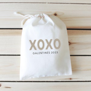 XOXO Valentines Bag - Galentines Day Gift Bag - Custom Galentines Bag - Galentines Party Favors - Valentines Day Bag - Valentine's Day Gifts