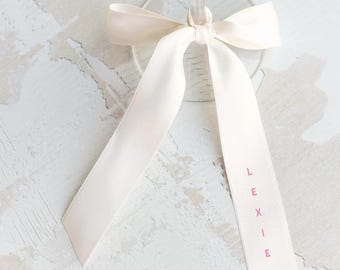 Ribbon Name Tag - Custom Ribbon Wine - Custom Name Tag Wine - Wedding Favors - Wedding Name Card  - Ribbon Name Tag - Bachelorette Ribbons