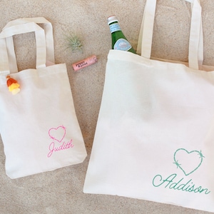 Heart Name Tote, Bridesmaid Tote, Summer Bachelorette Favors, Bridesmaids Totes, Bachelorette Beach Totes, Bridesmaid Gift, Bach Gift