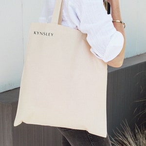 Custom Name Tote - Bridesmaid Tote Bag - Personalized Tote Bag - Minimalistic Bridesmaid Tote - Bachelorette Party Totes - Bachelorette Bags