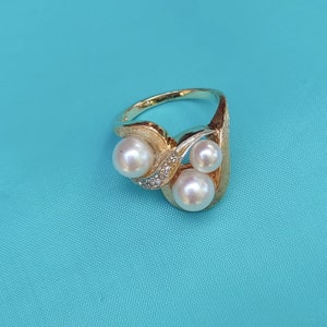 Vintage 14k Yellow Gold Cultured Pearl and Diamond Bypass Ring, Gold Cultured Pearl Bypass Ring, Gold Channel Set Diamond Ring
