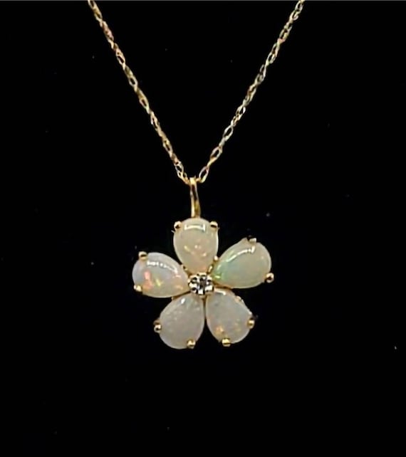 14k Yellow Gold Diamond Opal Flower Pendant Neckla
