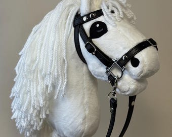 Caballo de juguete blanco con palo desmontable, piel de visón