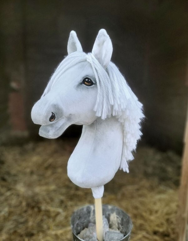  Handmade hobbyhorse White Spotted Beauty/Stickhorse/hobby horse  : Handmade Products
