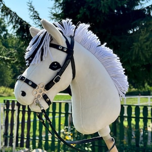 Hobby Horse A4 with detachable stick. Fjord with soft mane.