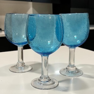 Zestaw 3 zabytkowych kieliszków do wina typu bubble o pojemności 16 uncji z głęboką czarką i grubą nóżką – szkło dmuchane ręcznie o wysokości 8 cali