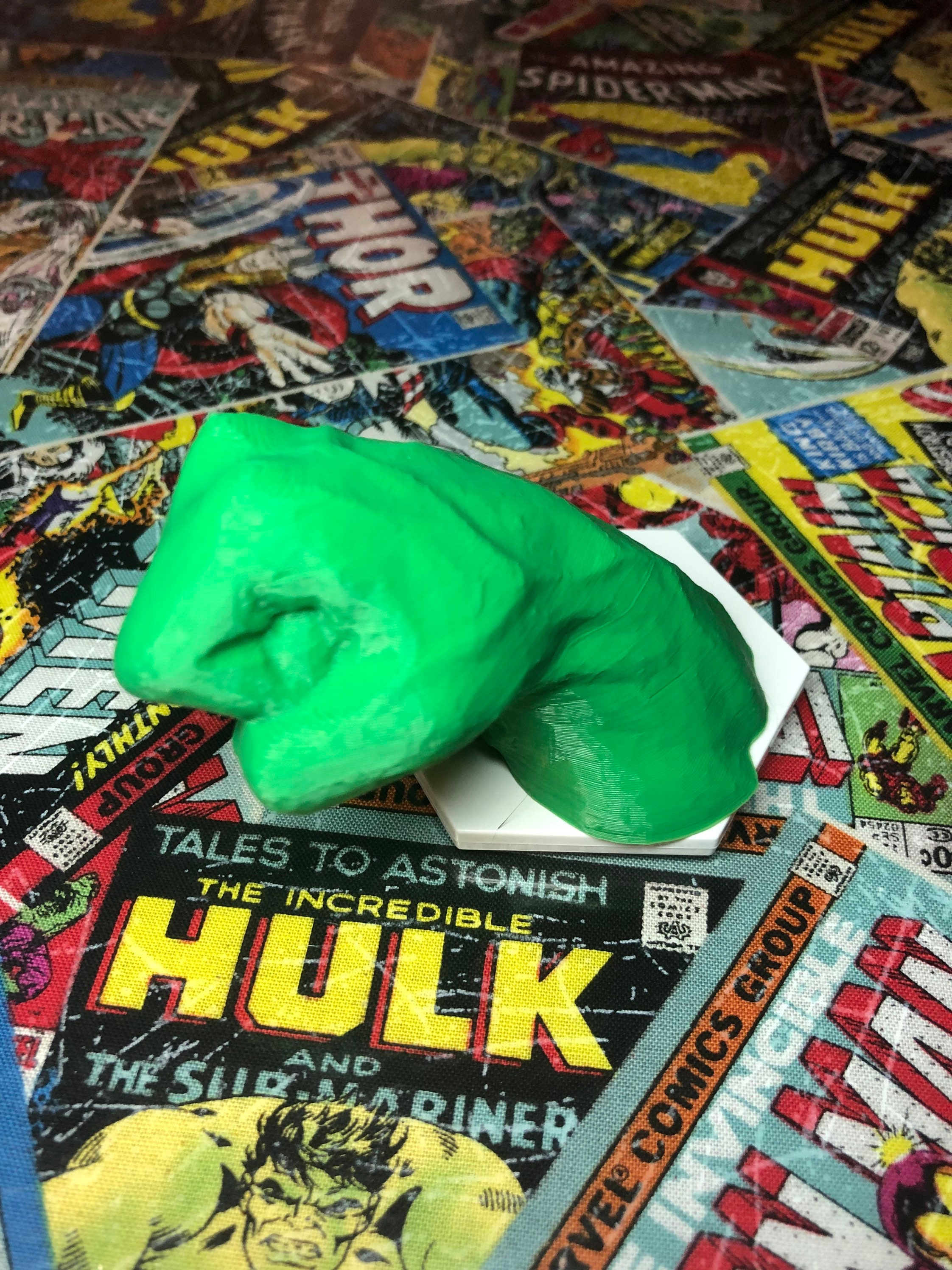 enjoy free shipping now Authentic Guaranteed Incredible Hulk Civil War