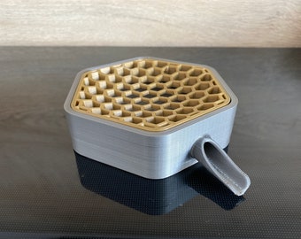 Personalized 3D Printed Self-Draining Soap or Sponge Dish - A Perfect Addition to Your Kitchen or Bathroom