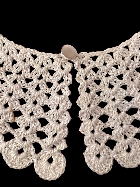 Handmade Crochet Lace Collar, Vintage Crochet - image 2