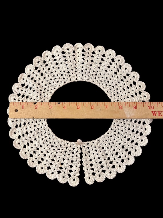 Handmade Crochet Lace Collar, Vintage Crochet - image 4