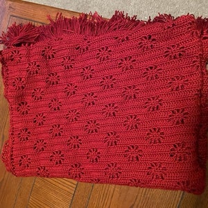 Autumn Red Flowering Daisy Afghan