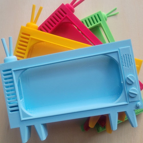 Retro TV Phone Stand. Phone Holder. Etsy