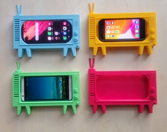 Retro TV Phone Stand/holder - Etsy 