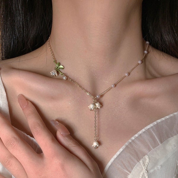 Lily of The Valley Pearl Necklace - Water Lily Necklace - Fairycore Flower Jewelry - Perfect Gift for Her - Summer Gift