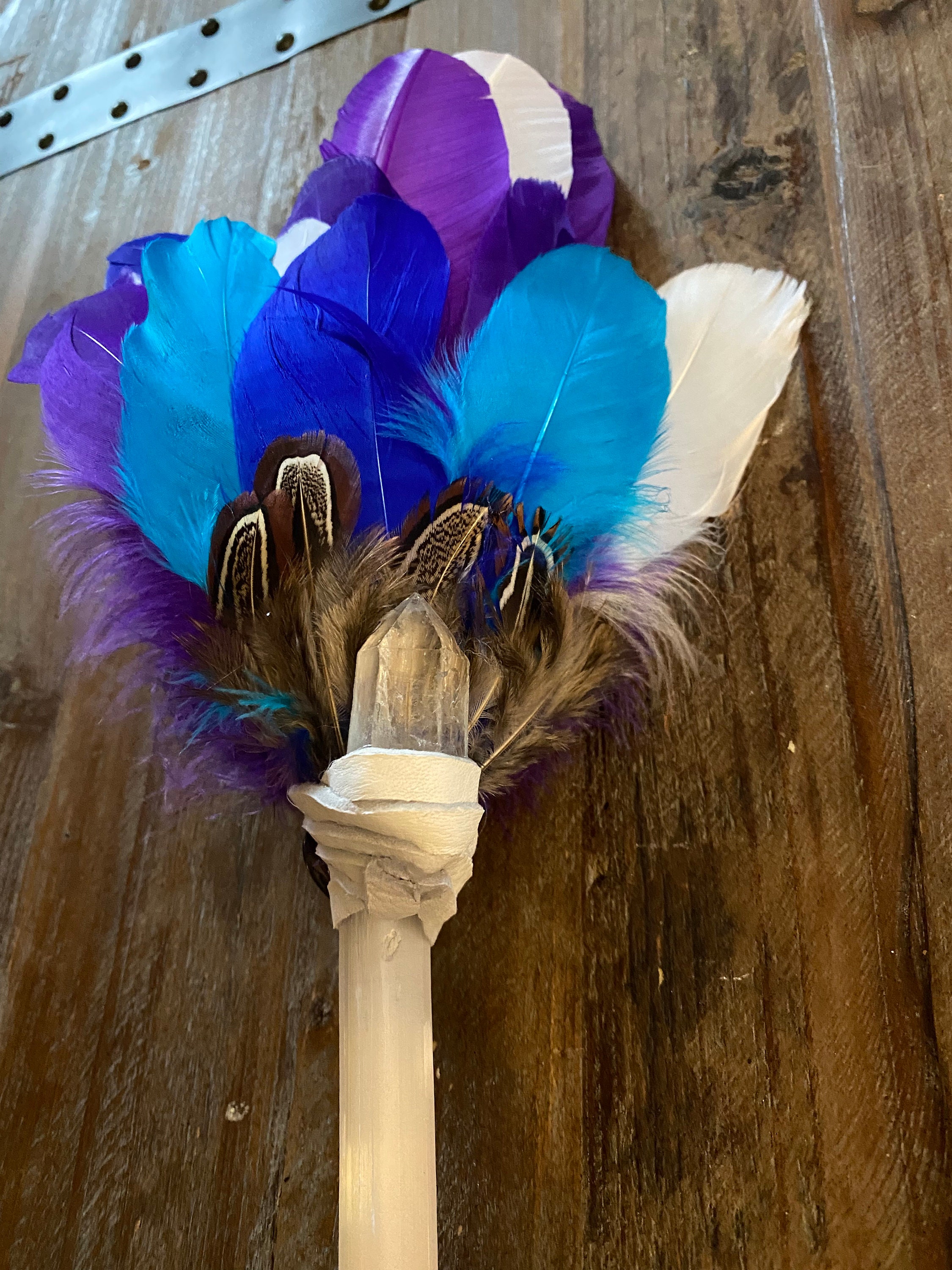 Light Smudging Fan Rattle With Selenite Wand, Clear Quartz and Rose ...