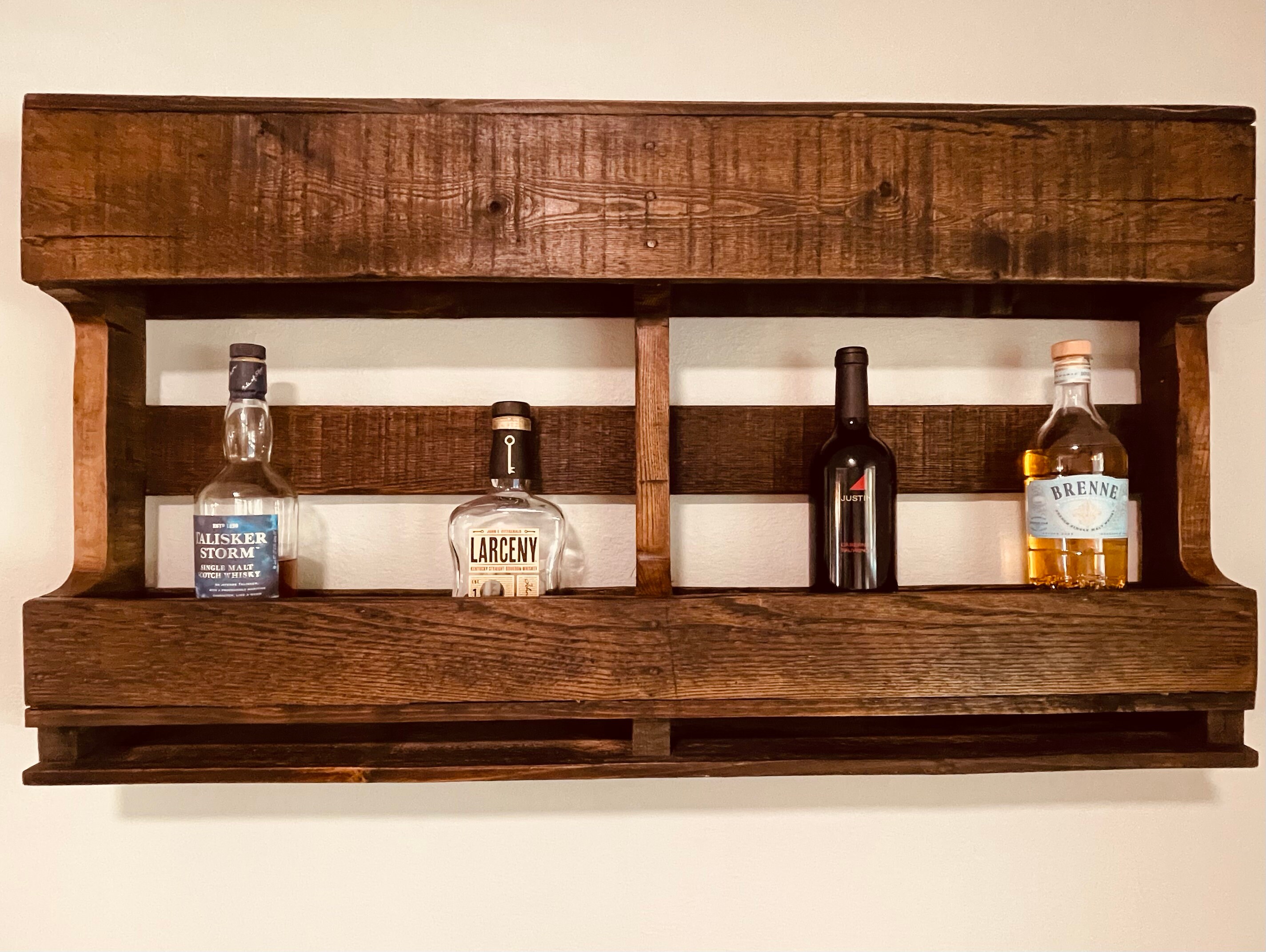 Pallet liquor deals cabinet