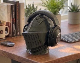 Elden Ring Lothric Knight Headphone Stand, Gaming Decor