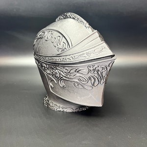 Drakeblood Knight Headphone Stand, Dark Souls Decor, 3D Printed Bust image 8