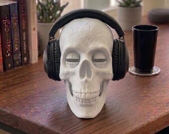 3D Printed Skull Headphone Stand, Desk Decor, Gaming Prop