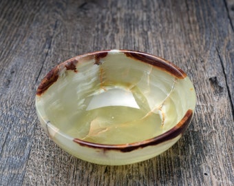 Green Onyx Charging Bowl- Chakra Activator - Crystal Cleansing 4 inch