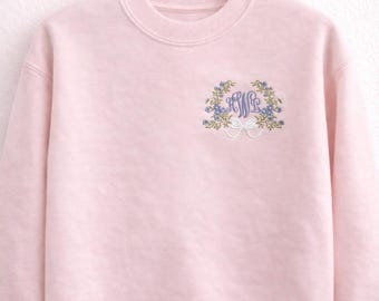 Sudadera con monograma floral bordado / Cuello redondo con inicial personalizada
