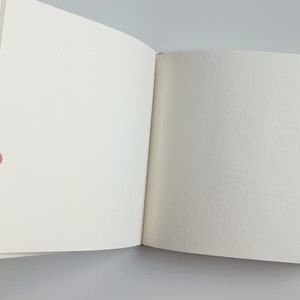 Handgemaltes Fotoalbum Kirschblüte / Exquisites Buch mit festem Einband und dimensionaler Oberfläche / Blanko Seiten / 3D Art Scetchbook Bild 8