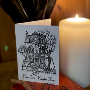 Nouvelle carte de félicitations pour la maison, gothique, hantée, home sweet home, sorcière, décor fantasmagorique