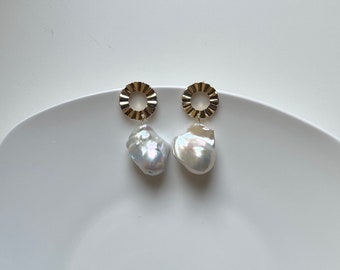 Large Baroque Pearls Earrings, Baroque Drop Pearls Earrings, Minimalist Earrings, Simple Earrings, Everyday Earrings, Wedding Earrings