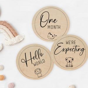 Bundle svg étape importante pour bébé, Hello world svg, svg tours jalons, grenouillères svg, svg d'annonce de bébé garçon, carte jalon animal, png